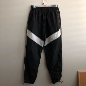 windbreaker trackpants